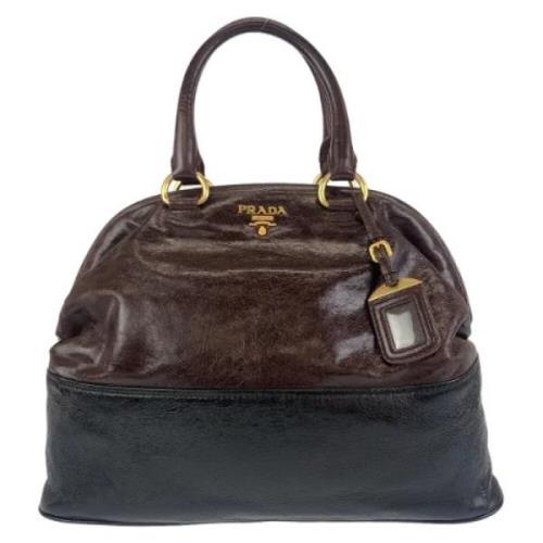 Pre-owned Leather handbags