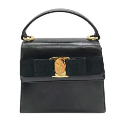 Pre-owned Leather handbags