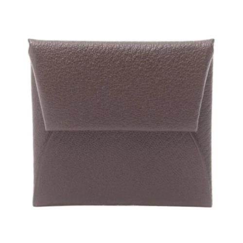 Pre-owned Leather wallets