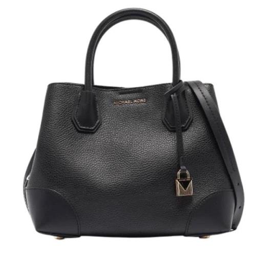 Pre-owned Leather handbags