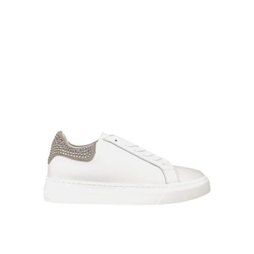 Dame skinn sneaker med rhinestone detaljer