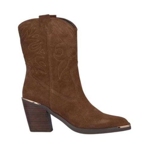 Square Toe Cowboy Boot