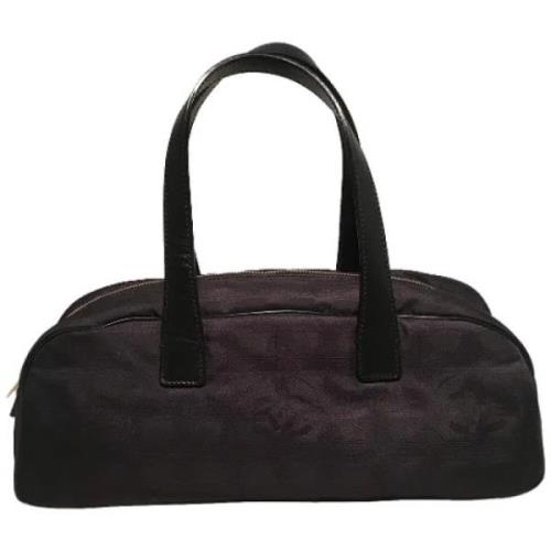 Pre-owned Nylon handbags