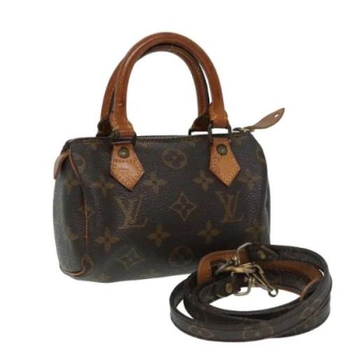 Pre-owned Canvas handbags