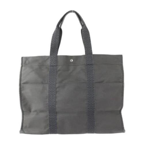 Pre-owned Canvas totes