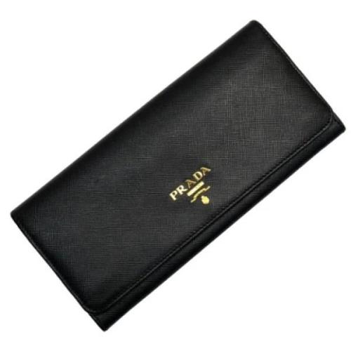 Pre-owned Leather wallets