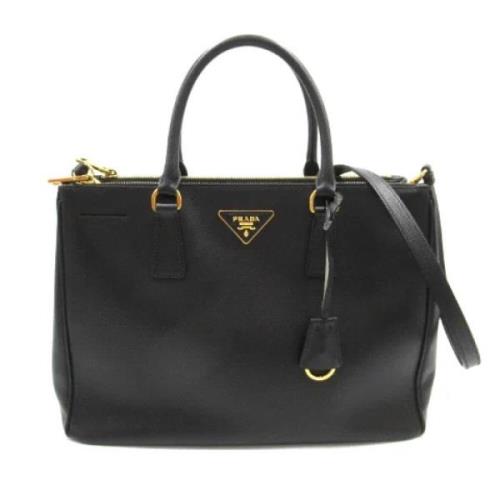 Pre-owned Leather prada-bags