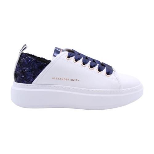 Coric Sneaker