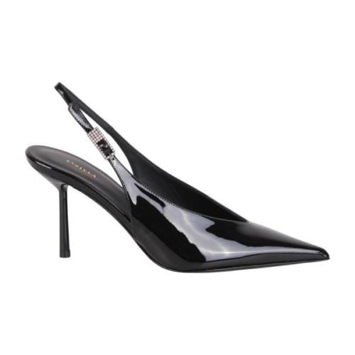 Patent skinnpumps med slingback-stropp