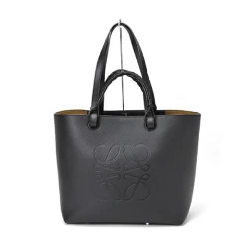 Pre-owned Leather totes