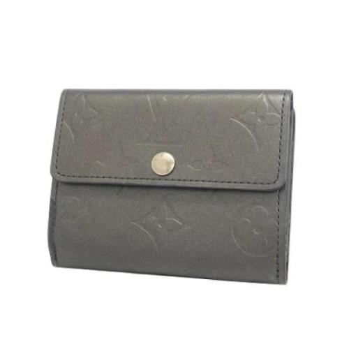 Pre-owned Leather wallets