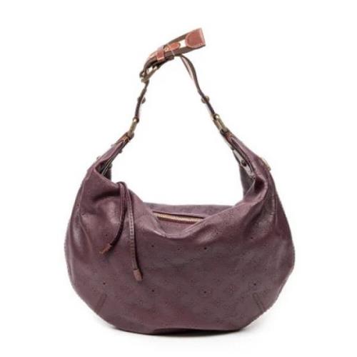 Pre-owned Leather handbags