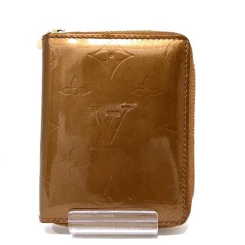 Pre-owned Leather wallets