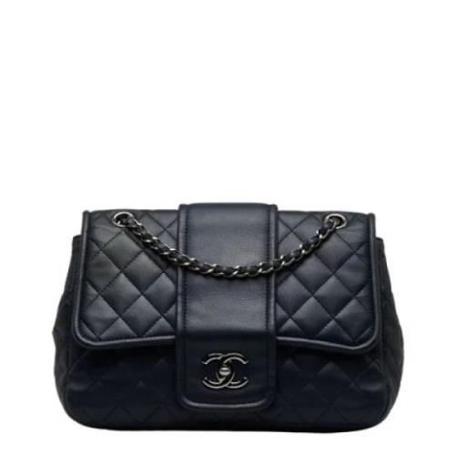 Pre-owned Leather chanel-bags