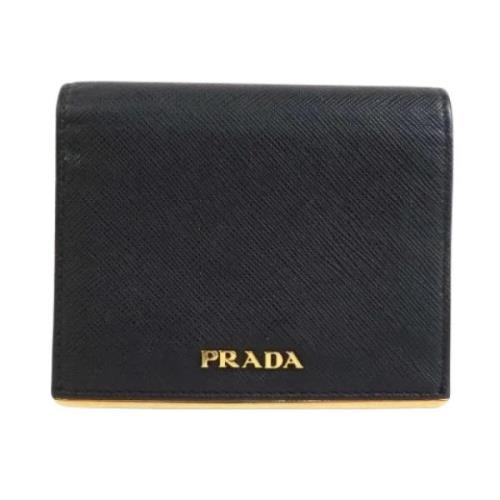 Pre-owned Leather wallets