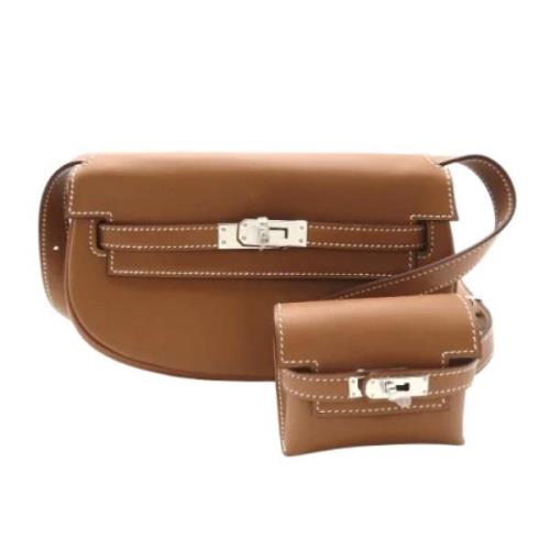 Pre-owned Leather crossbody-bags