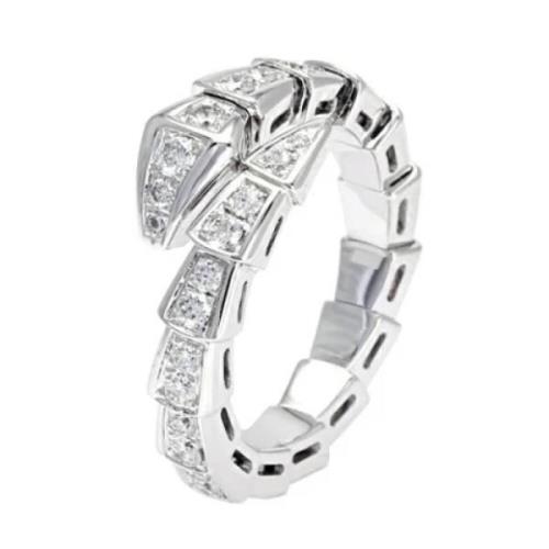 Pre-owned White Gold rings