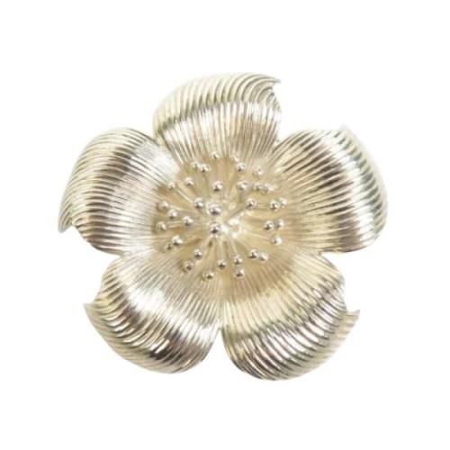 Pre-owned Silver brooches