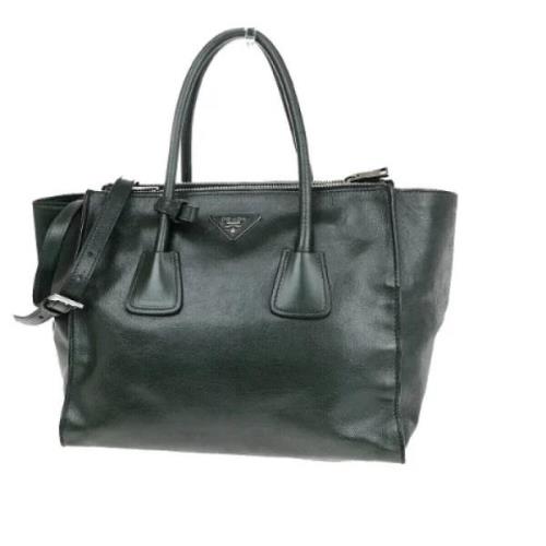 Pre-owned Leather totes