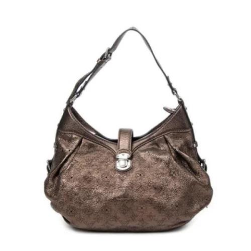 Pre-owned Leather handbags