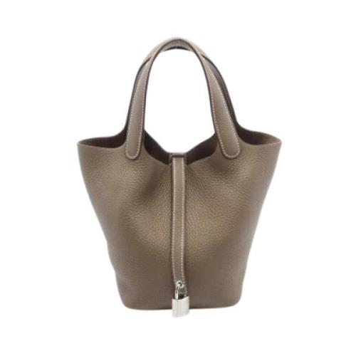 Pre-owned Leather handbags