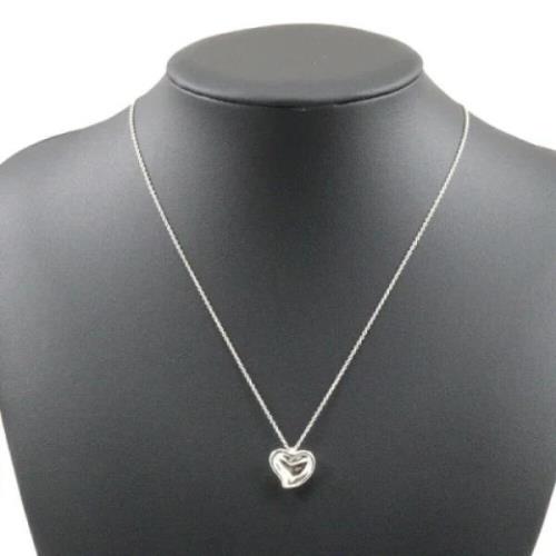 Pre-owned Silver necklaces