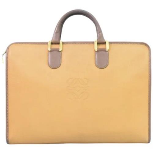 Pre-owned Leather briefcases