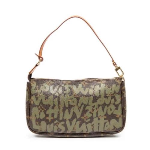 Pre-owned Canvas handbags