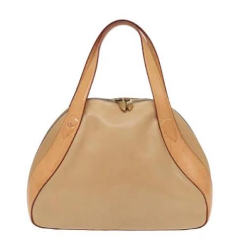 Pre-owned Leather handbags