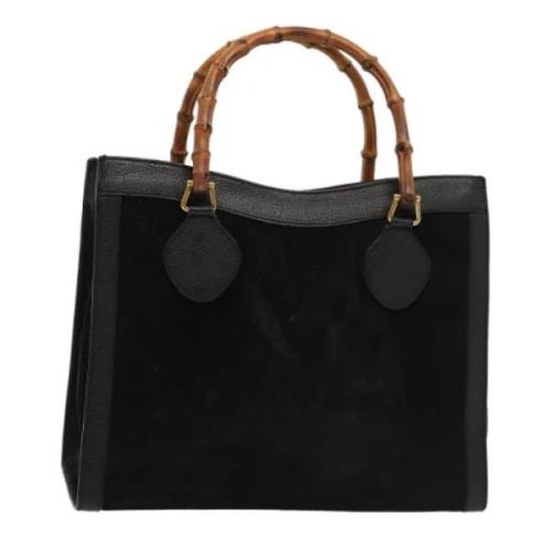 Pre-owned Suede handbags