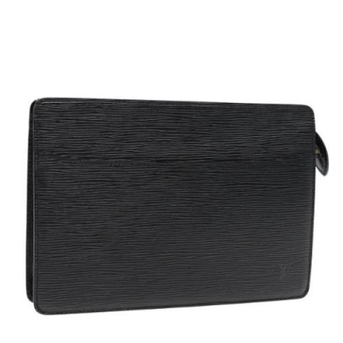 Pre-owned Leather clutches