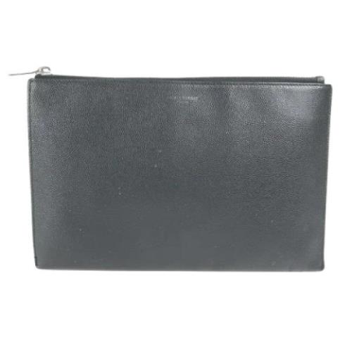 Pre-owned Leather clutches