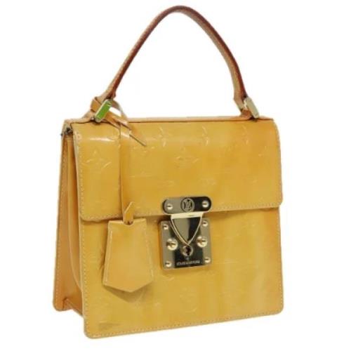 Pre-owned Leather handbags