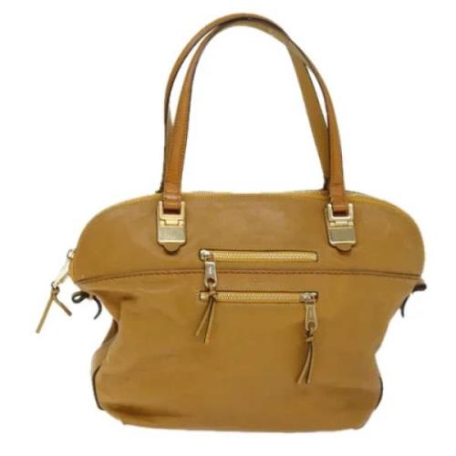 Pre-owned Leather handbags