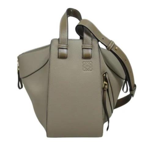 Pre-owned Leather handbags