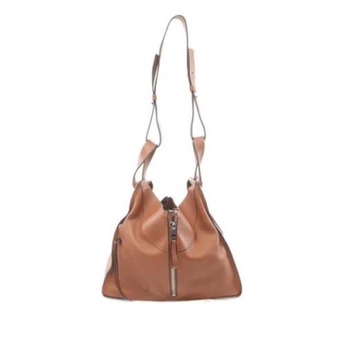 Pre-owned Leather shoulder-bags