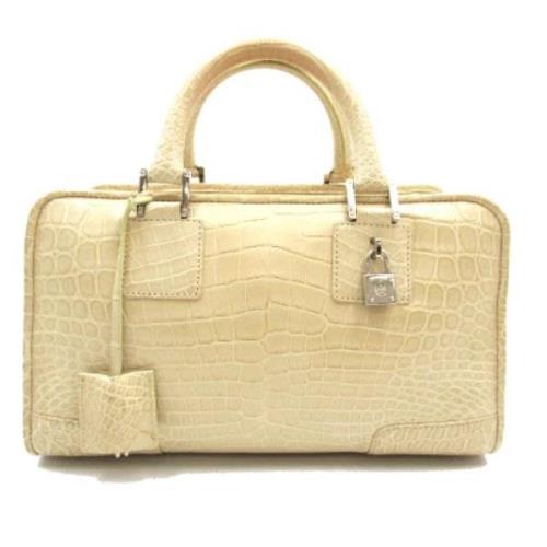 Pre-owned Fabric handbags