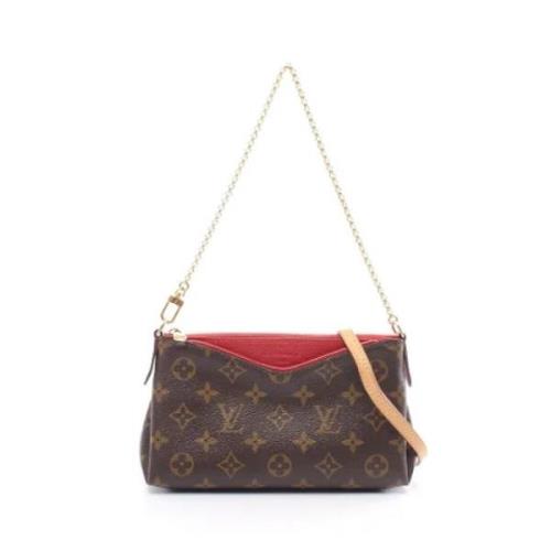 Pre-owned Leather louis-vuitton-bags