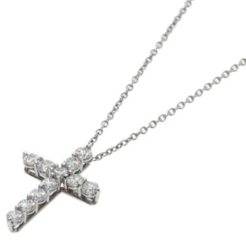 Pre-owned Platinum necklaces