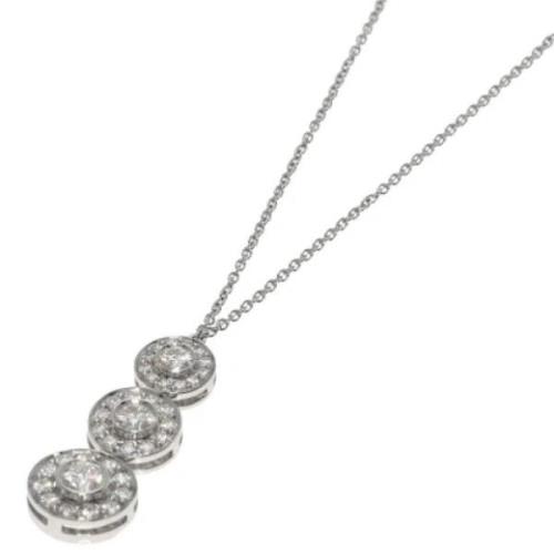 Pre-owned Platinum necklaces