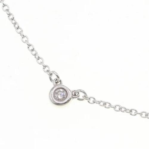 Pre-owned Silver necklaces