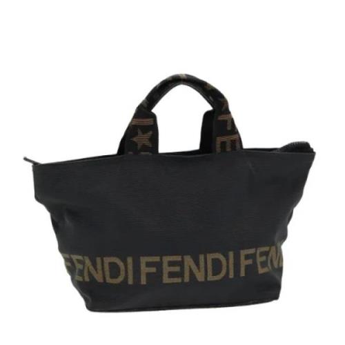 Pre-owned Nylon handbags