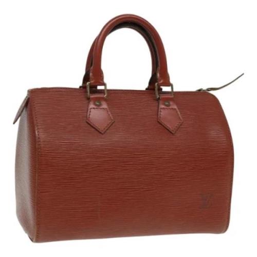 Pre-owned Leather handbags