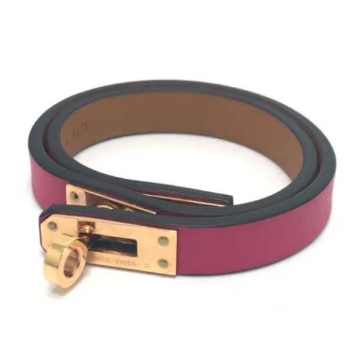 Pre-owned Leather bracelets