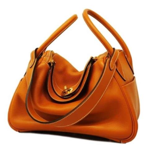 Pre-owned Fabric handbags