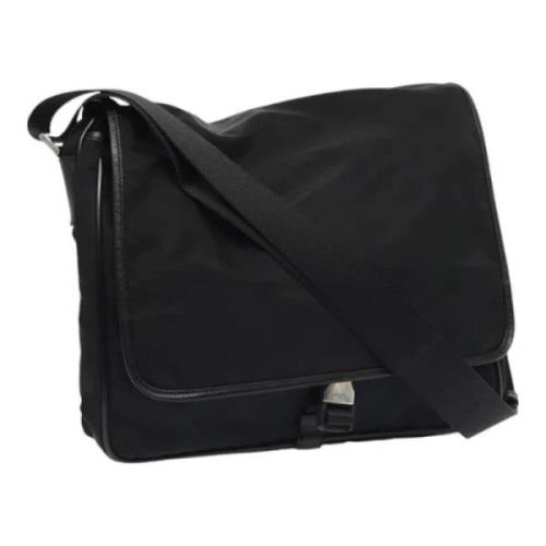 Pre-owned Nylon shoulder-bags