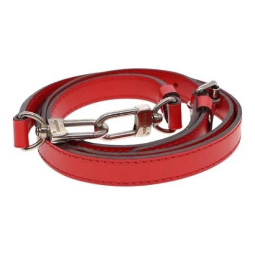 Pre-owned Leather belts