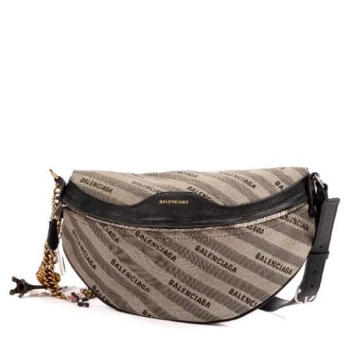 Pre-owned Canvas crossbody-bags