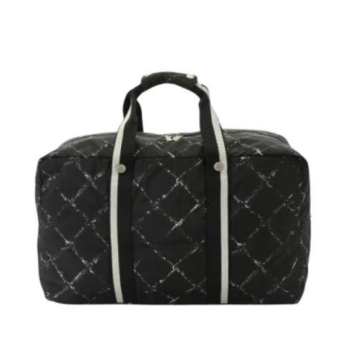 Pre-owned Fabric travel-bags