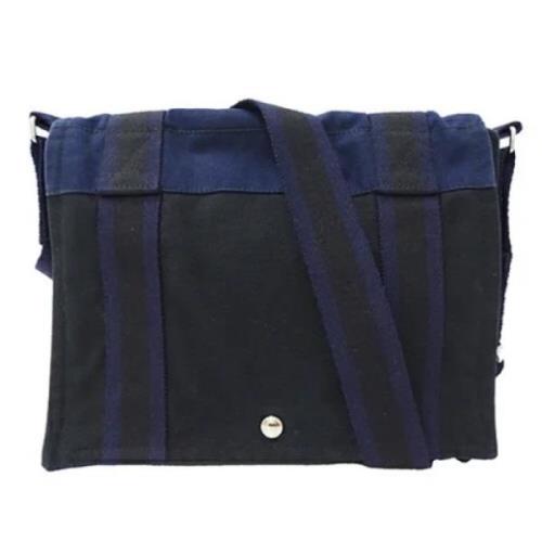 Pre-owned Canvas shoulder-bags